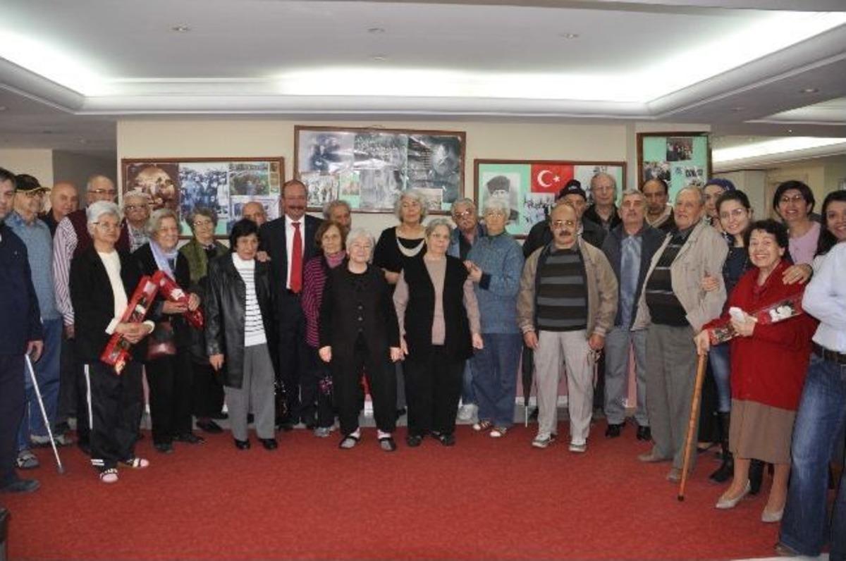 Başkan Altung&uuml;n Huzurevi&rsquo;ni Ziyaret Etti