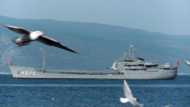 Savaş Gemileri Mudanya’ya Sığındı