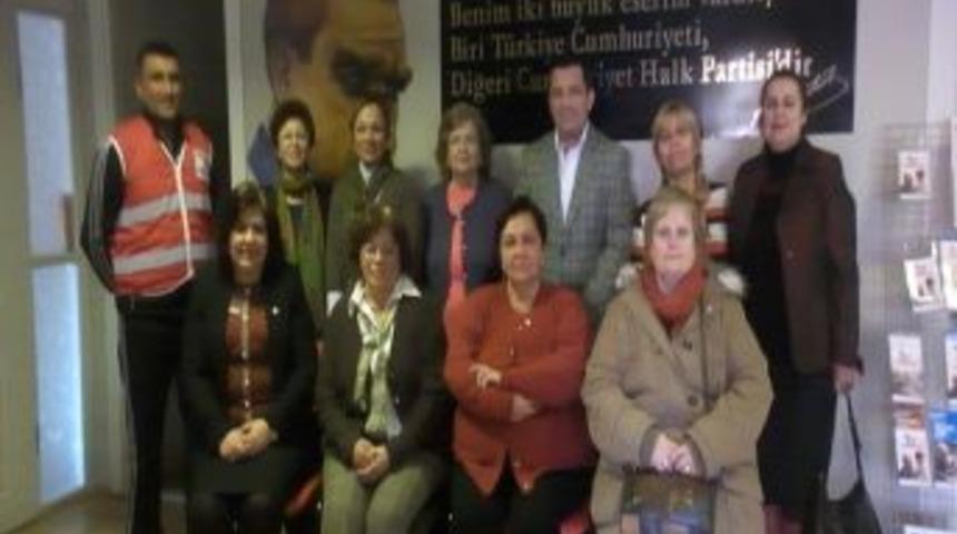 Kızılay Urla Şubesi, Siyasi Partileri Ziyaret Ediyor&rlm;