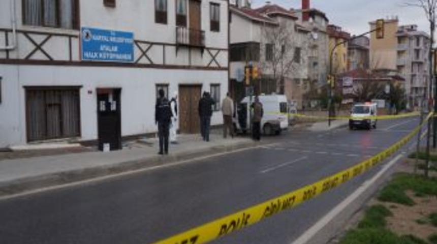 Zaman Ayarlı Bomba, Saniyeler Kala Etkisiz Hale Getirildi