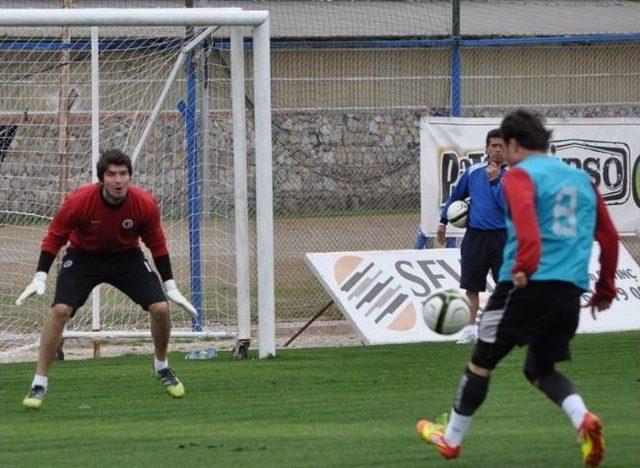 Fethiyespor’da Kaleci Ozan Yok