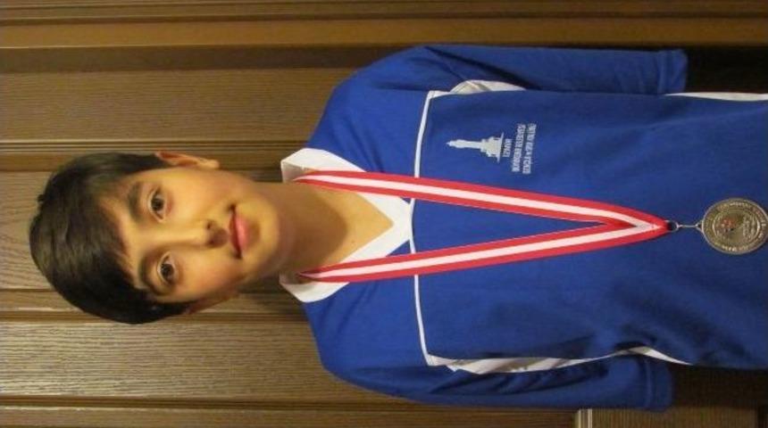 Kulalı &Ouml;ğrenci, Masa Tenisinde İl İkincisi Oldu