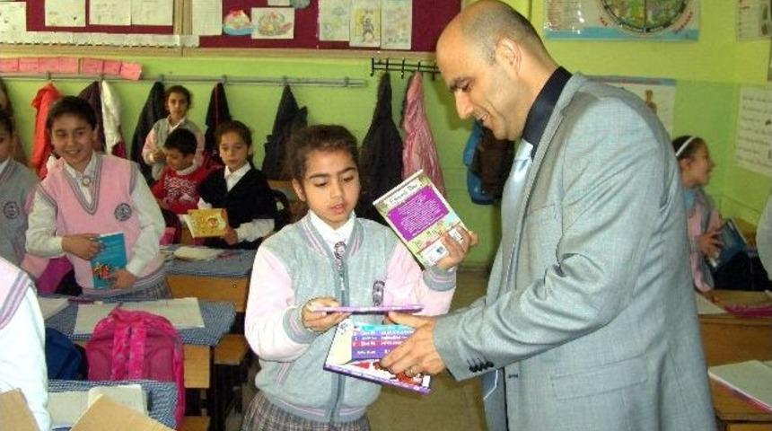 &Ouml;ğrencilere Trafik Kuralları Anlatıldı