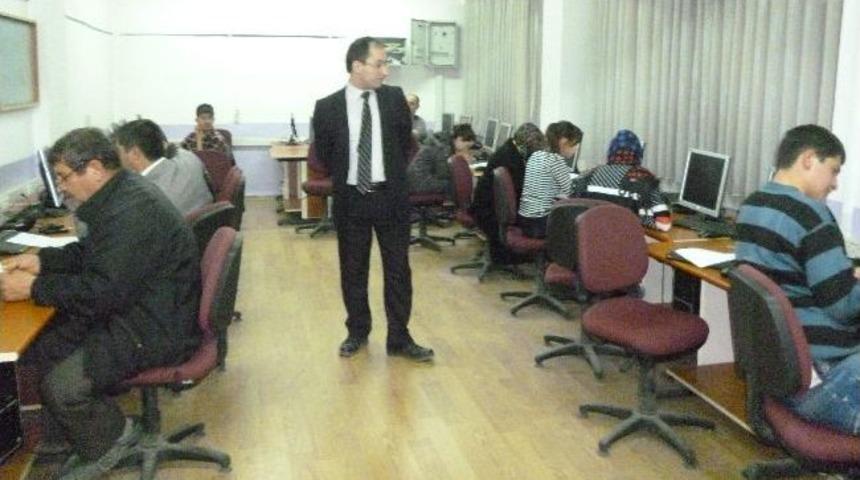 Tosya&rsquo;da 19 Kursiyer Sertifika Aldı