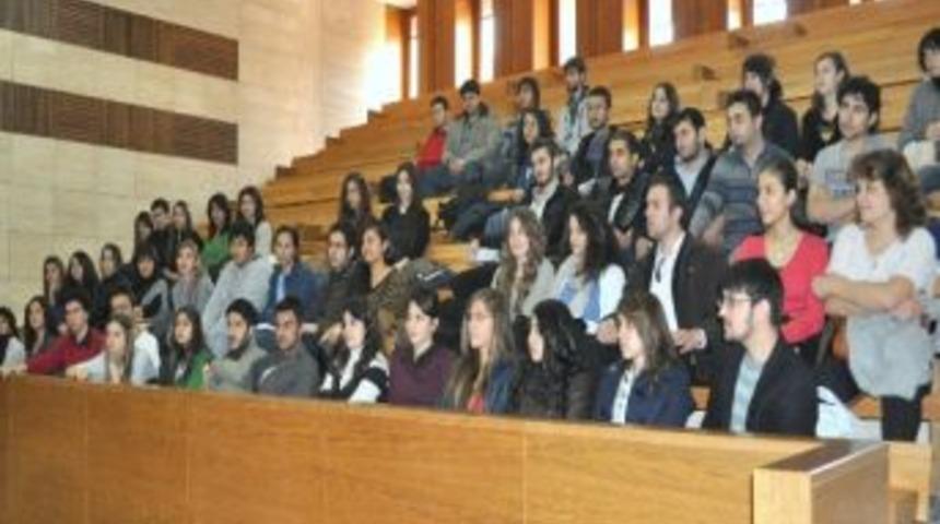 İz&uuml; S&uuml;rekli Eğitim Merkezi'nden Uyap Eğitimi