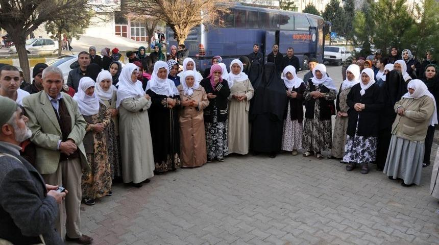 Midyatlı Umre Kafilesi Dualarla Uğurlandı