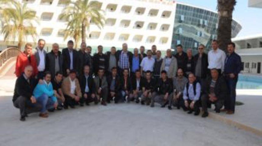 Dinar Belediyesi, &Ccedil;alışanlarını Tatile G&ouml;nderdi