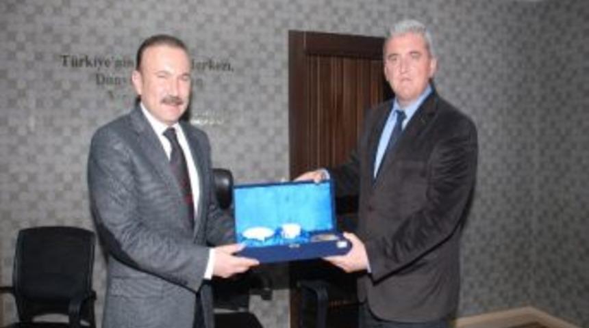 Başkan Doğan Mestanlı Belediye Başkanını Ağırladı