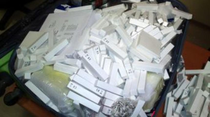 Kayseri&rsquo;de Bin 22 Adet Elektronik Sigara Ele Ge&ccedil;irildi