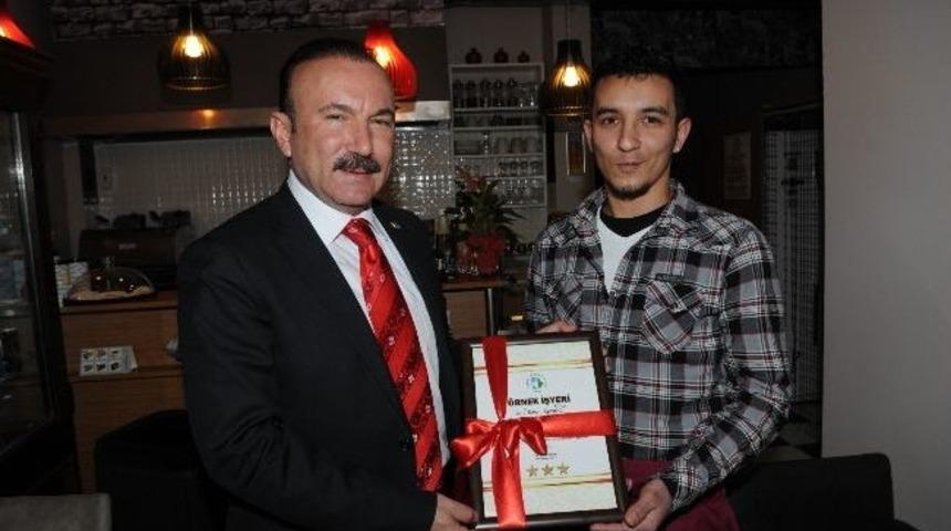 İzmit&rsquo;te 33 &Ouml;rnek İşyeri Var