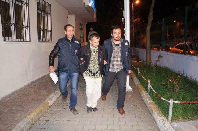 Para Vermeyen Babasını &Ouml;ld&uuml;rd&uuml; 1