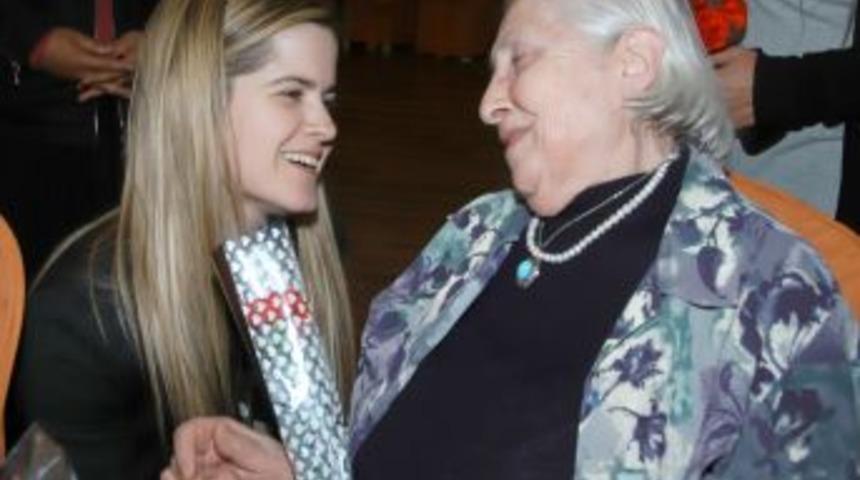 Muğla'daki G&ouml;n&uuml;l El&ccedil;ileri, Huzurevini Ziyaret Etti