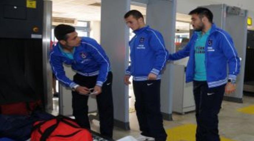 Trabzonspor, Dostluk Ma&ccedil;ı I&ccedil;in İrlanda&rsquo;ya Gitti