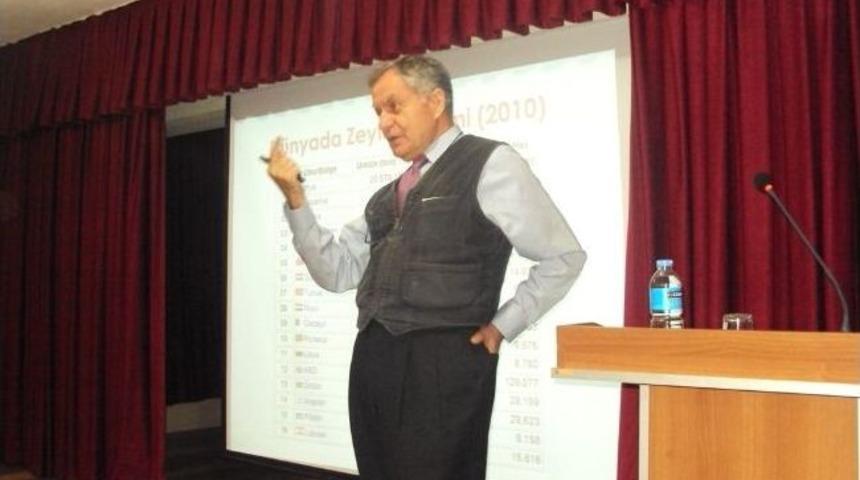 Burhaniye&rsquo;de &Ouml;ğrencilere Zeytinyağını Anlattı