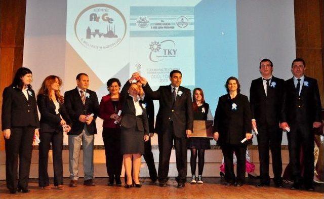 Toplam Kalite Yönetimi’nde Dereceye Giren Okul Ve Kurumlar Ödüllendirildi 2