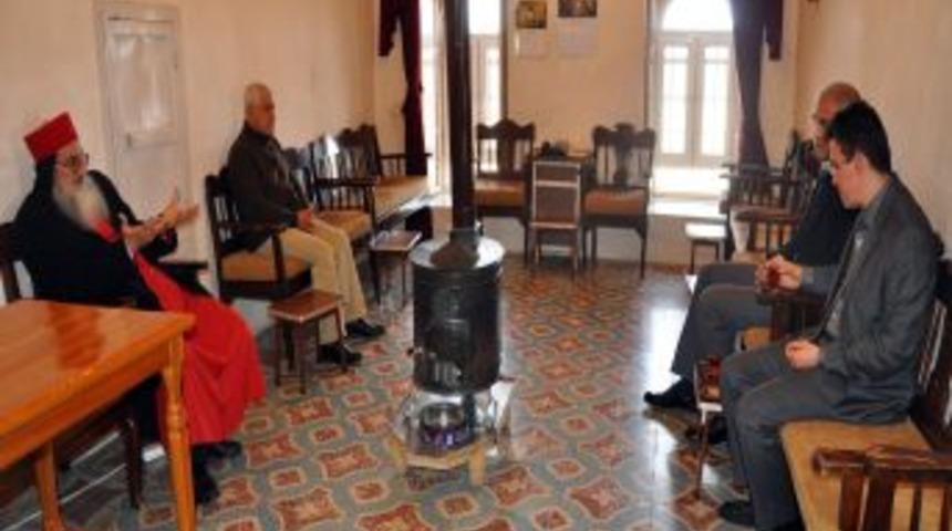 Hastane Başhekimi Arıkan, Metropolit Aktaş&rsquo;ı Ziyaret Etti