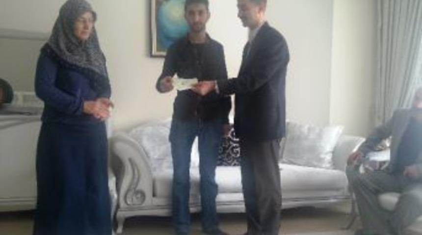 Eğitim Bir Senden Vefa &Ouml;rneği