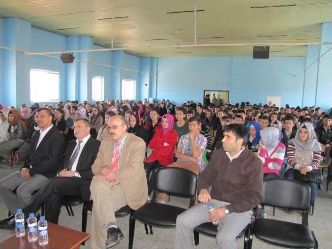 Lise &Ouml;ğrencilerine &ldquo;motivasyon Ve Başarı&rdquo; Konulu Konferans Verildi