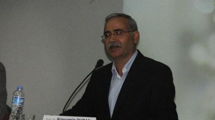 Salihli&rsquo;de Bedi&uuml;zzaman Paneli D&uuml;zenlendi