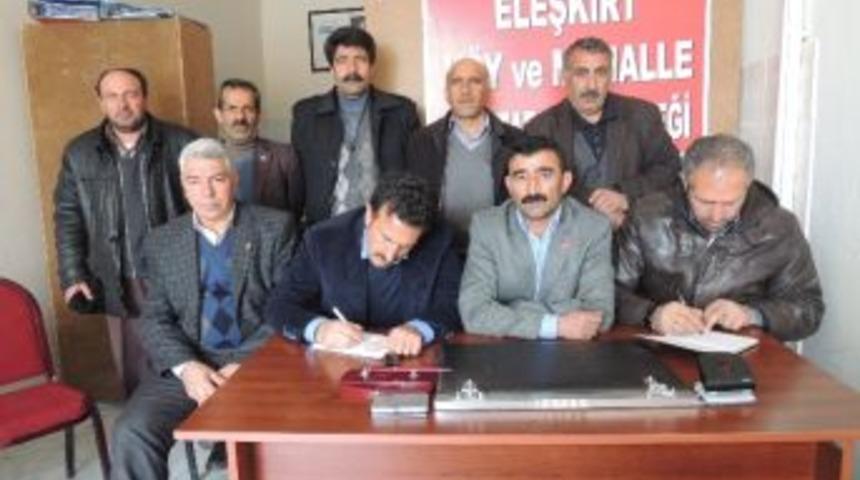 Eleşkirtli Muhtarlardan Barış S&uuml;recine Destek
