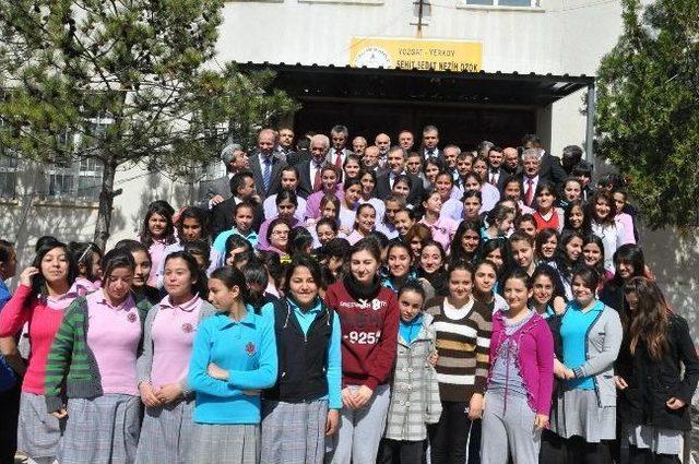 Yozgat Valisi Yazıcı, Yerk&ouml;y İl&ccedil;esini Ziyaret Etti 1