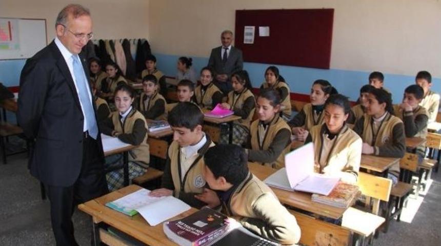 Vali Yurdakul&rsquo;un Okul Ziyaretleri Devam Ediyor