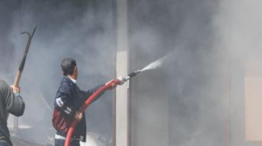 Depoda Yangın Paniği