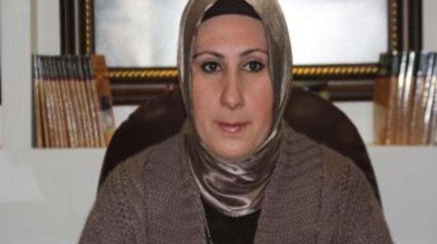 Ak Parti D&uuml;zce İl Sosyal İşler Başkanı G&ouml;n&uuml;l Asuk;