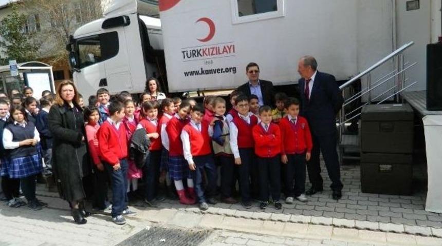 &Ouml;ğrencilerden Kan Kampanyası