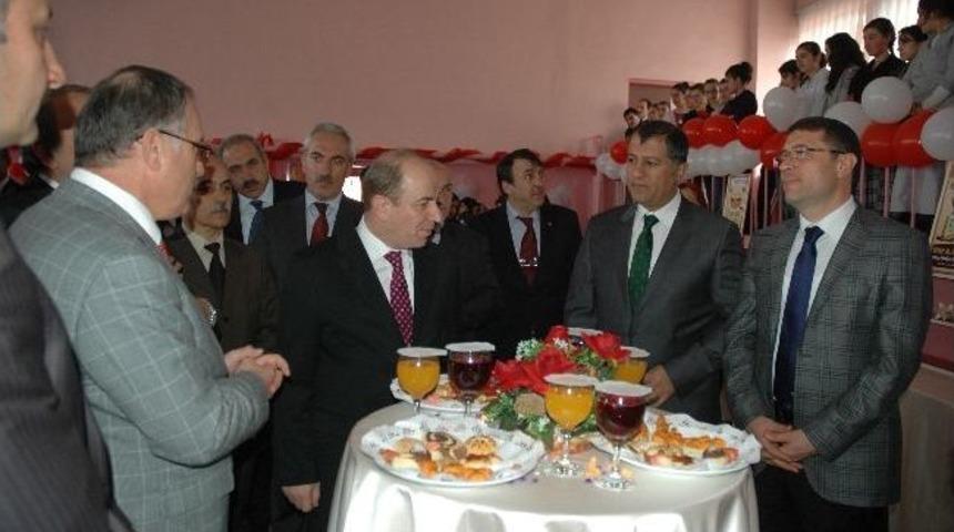 Erzurum&rsquo;da &ldquo;okullar Kitap Dolsun. Kitaplar Hayat Bulsun&rdquo;