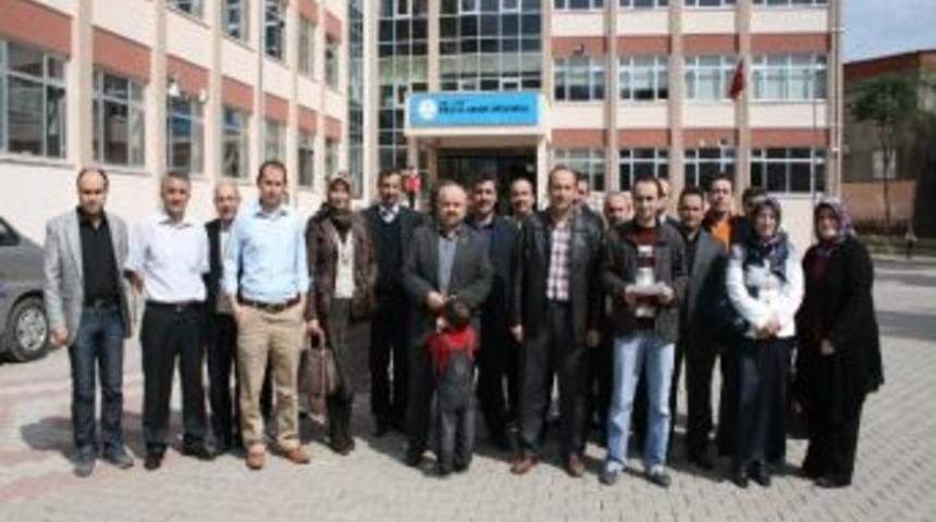 12 Milyon 300 Bin İmza İle Kılık Kıyafet Eylemi Başlattılar