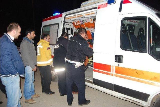 Alkol&uuml; Sahıs Polis Ve Sağlık Ekiplerine Zor Anlar Yaşattı 1