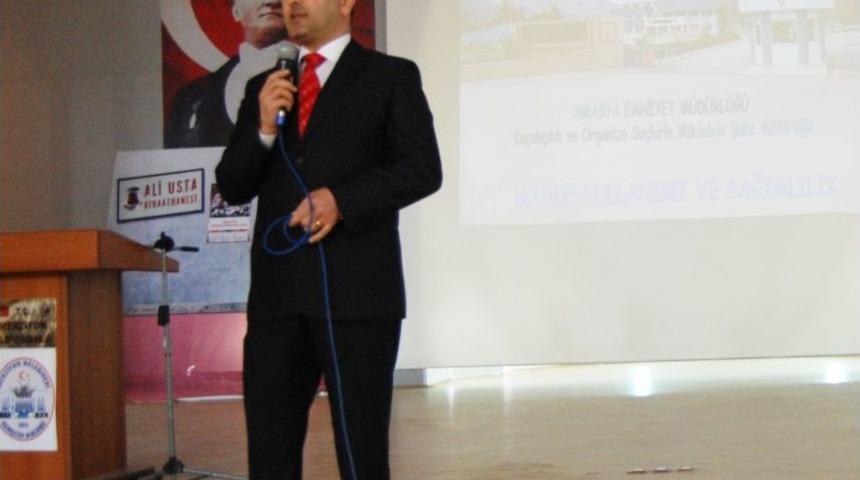 Liseli Gen&ccedil;ler Madde Bağımlılığına Karşı Uyarıldı