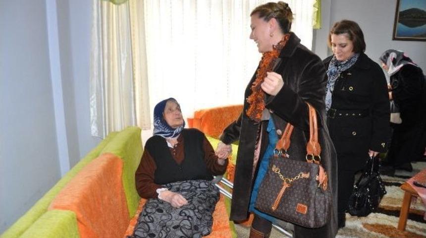Orman İşletme Personeli Huzurevini Ziyaret Etti
