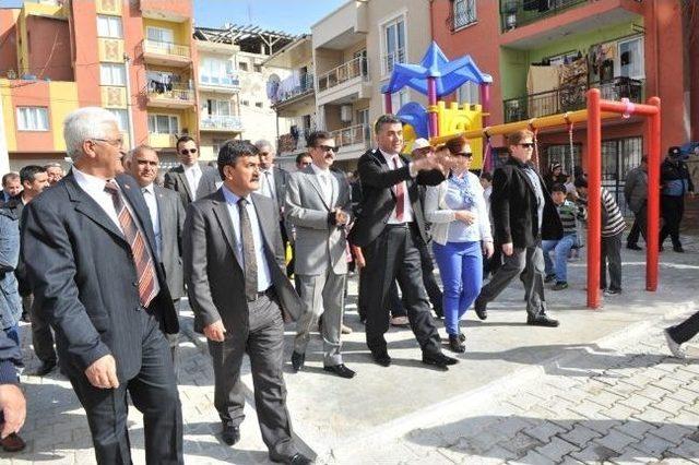 Başkan Tatı, Yıldız Kapalı Pazaryeri'nin Temelini Attı