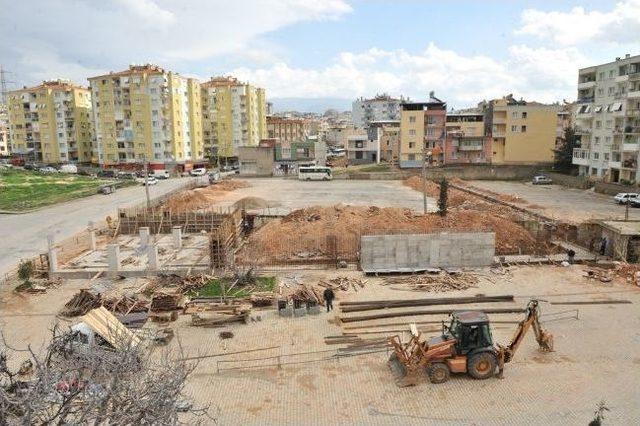 Başkan Tatı, Yıldız Kapalı Pazaryeri'nin Temelini Attı