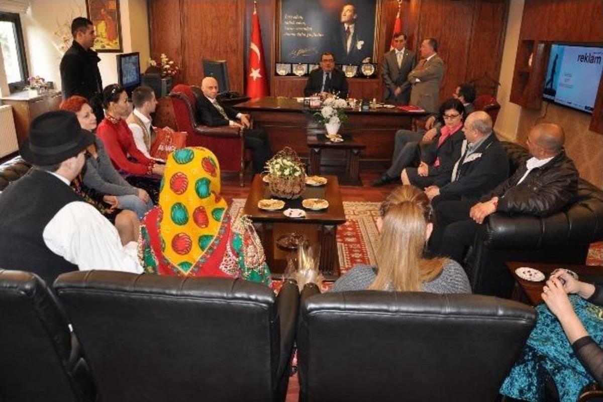 Nazilli'de Nevruz Ziyaretlerle Başladı