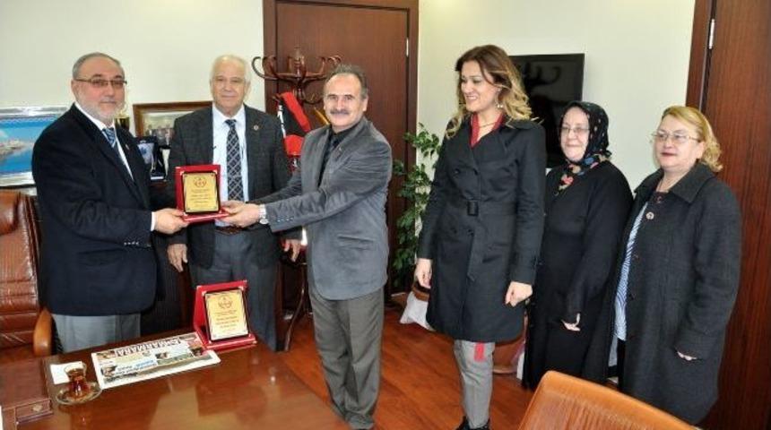 Akt&uuml;rk&rsquo;e Eğitimcilerden Destek Ziyareti