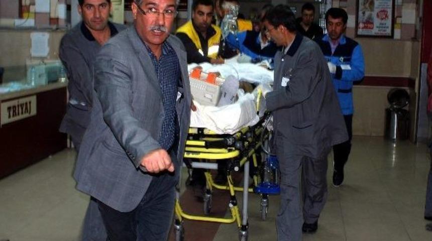 Adıyaman&rsquo;da Bı&ccedil;aklı Kavga: 2 Yaralı