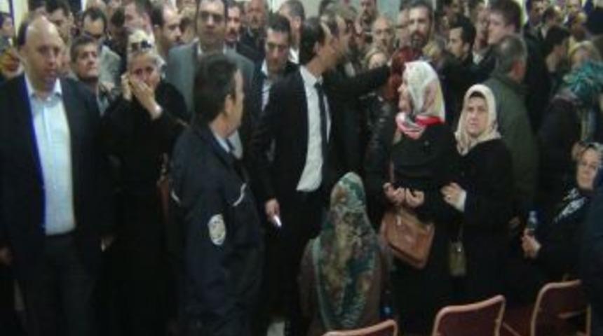 Edremit Belediye Başkanı Kılı&ccedil;'ın Tutukluluğunun Devamına Karar Verildi