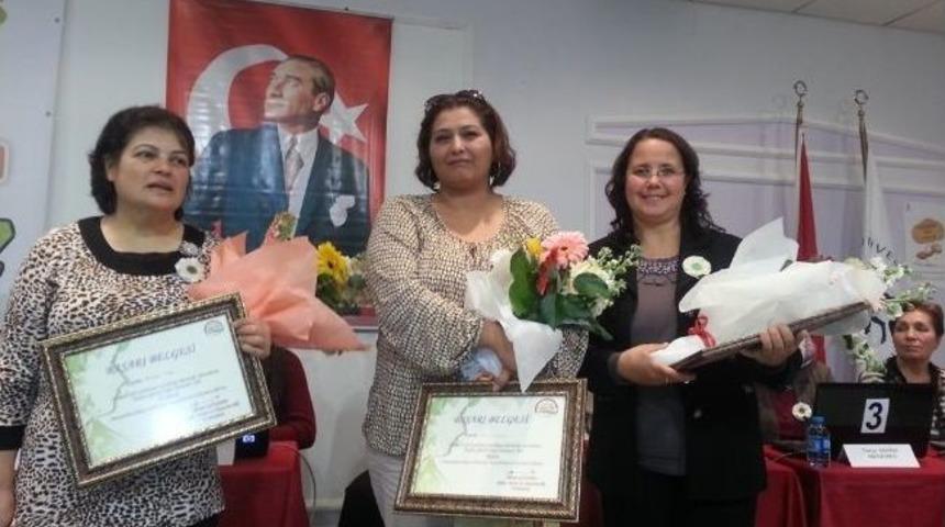 Kadın &Ccedil;ift&ccedil;iler Seferihisar'da Yarıştı