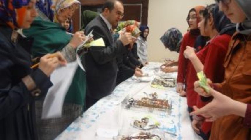 D&uuml;nya Pi G&uuml;n&uuml;'nde Pasta Yarışması