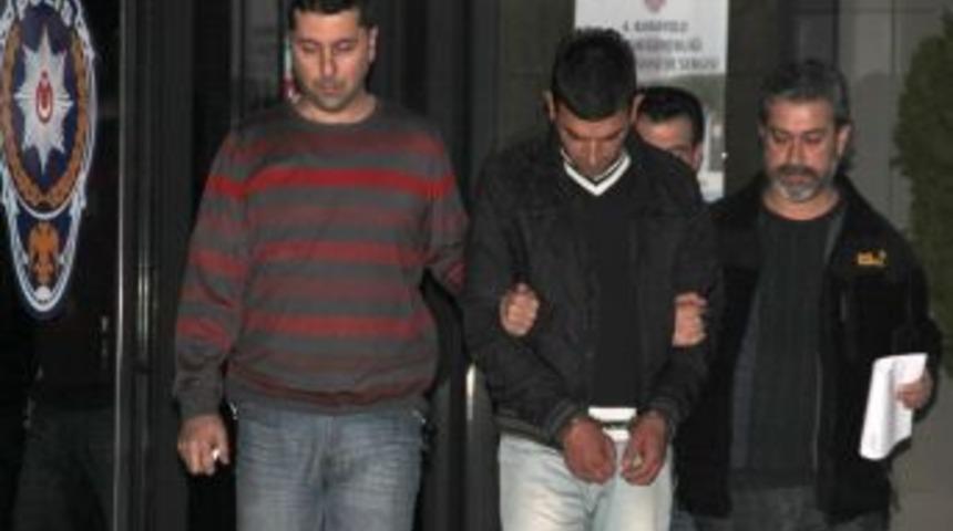 Cezaevinden Ka&ccedil;tı, 9 Otomobil Daha &Ccedil;aldı