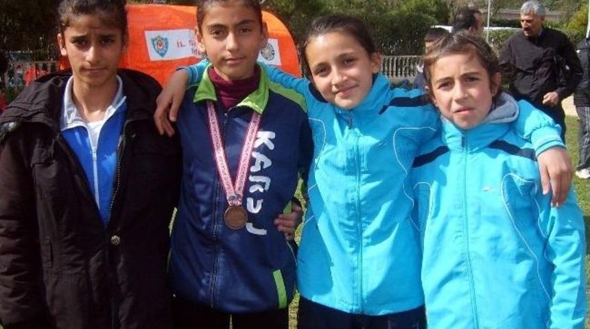 Atletizm Kros Liginde Karsu Molu Şampiyon Oldu