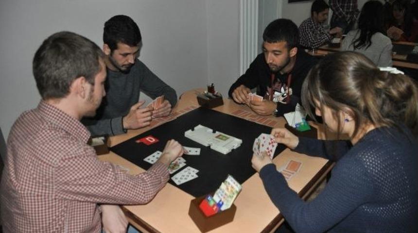 İn&ouml;n&uuml; &Uuml;niversitesi Bri&ccedil; Takımı, Bri&ccedil; Şampiyonasına Hazırlanıyor