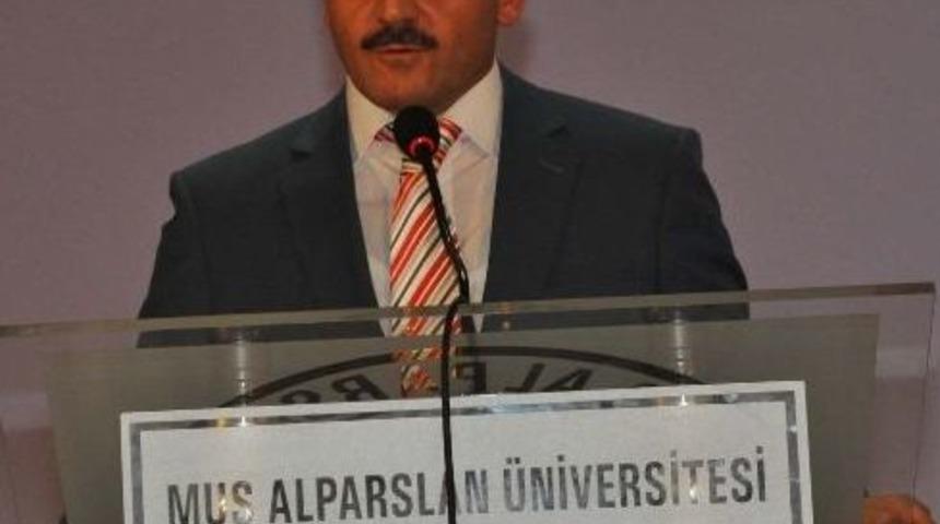 Timsal Karabekir Muş’ta Konferans Verdi