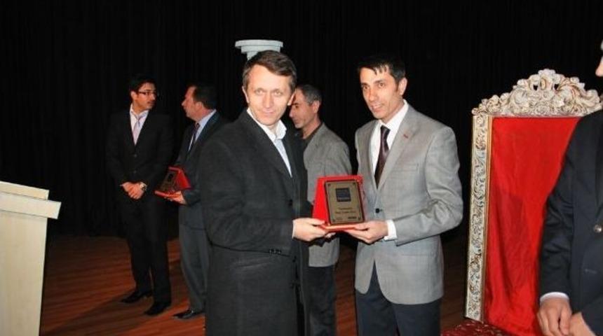 Patnos'ta &ldquo;o'nu Beklerken&rdquo; Adlı Tiyatro Oyunu