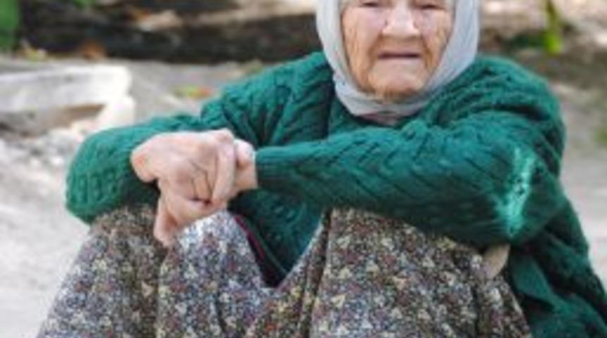 SP'li Işıklı:Yaşlılarımıza Saygı G&ouml;stermede Kusur Etmeyelim