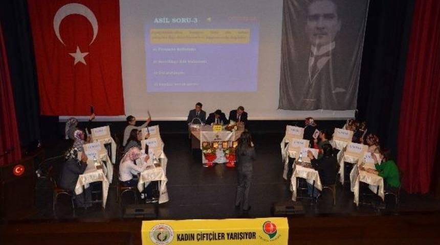 Amasya&rsquo;da Kadın &Ccedil;ift&ccedil;iler Yarıştı