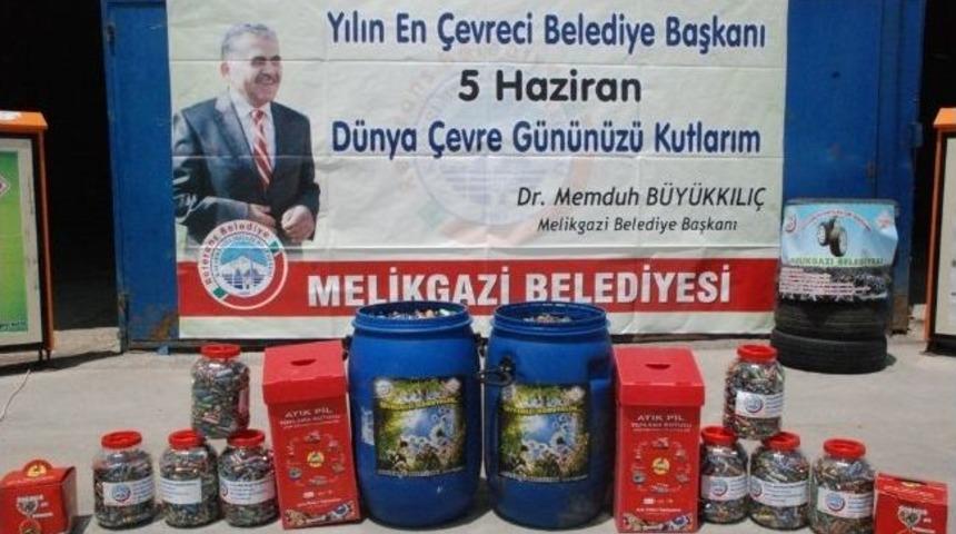 Camiler De Pil Toplama Kampanyası S&uuml;r&uuml;yor